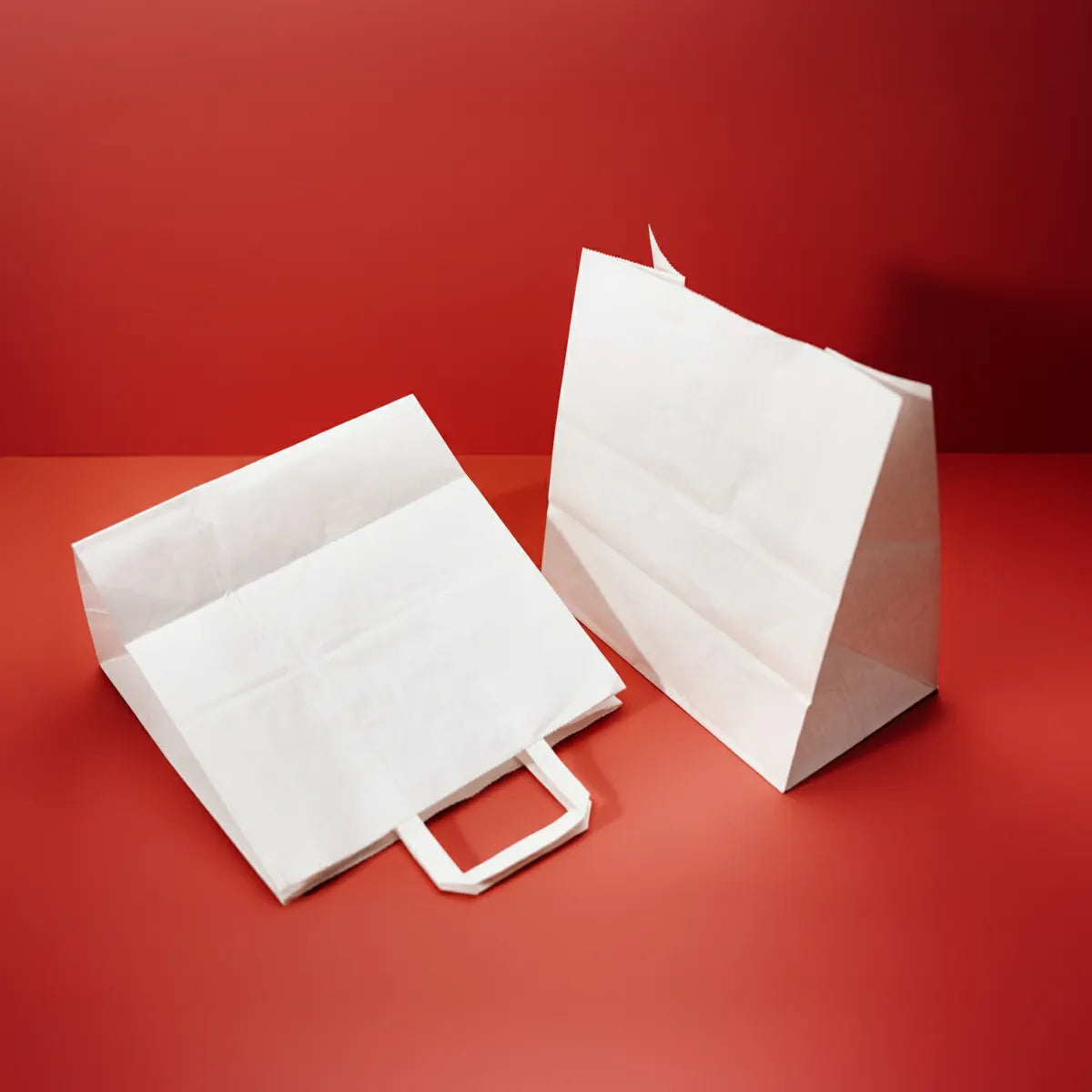Papiertüten mit flachem Henkel | Weiß | Großhandel